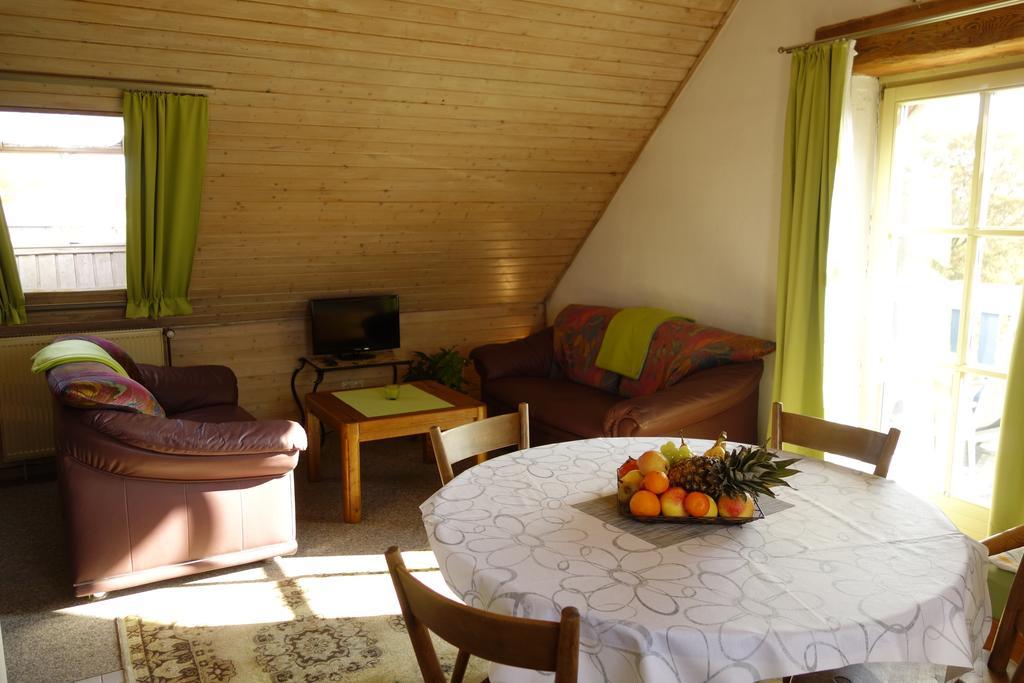 Gaestehaus Roensch Frensdorf Oda fotoğraf